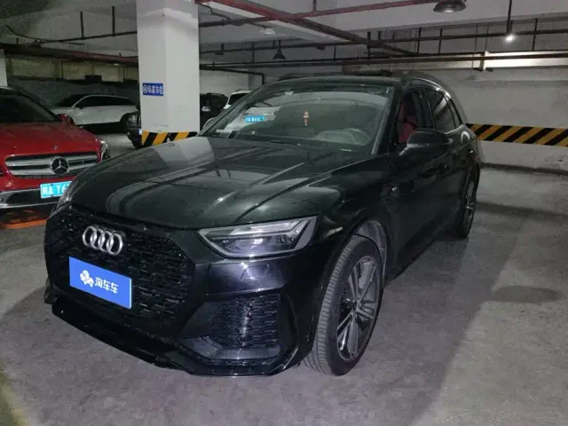 Фотография автомобиля — Audi Q5L