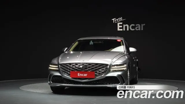 Genesis G80 Бензин 3.5 турбо AWD — Фото автомобиля 3