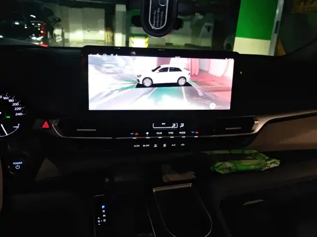 Toyota Granvia — Фото автомобиля 13