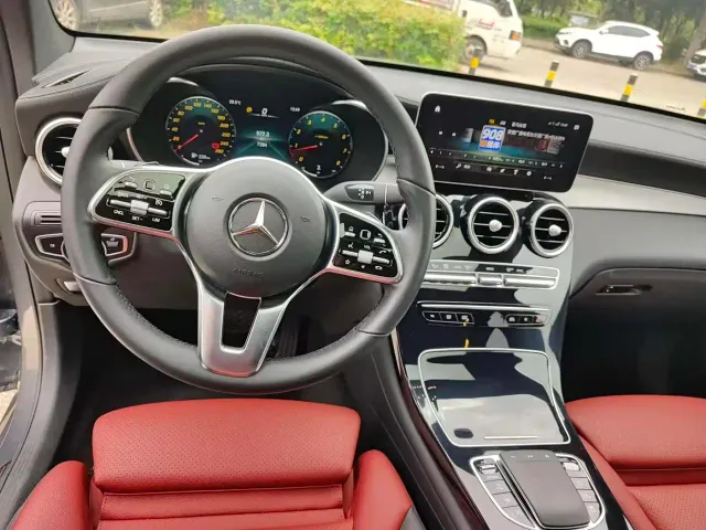 Mercedes-Benz GLC Coupe — Фото автомобиля 11