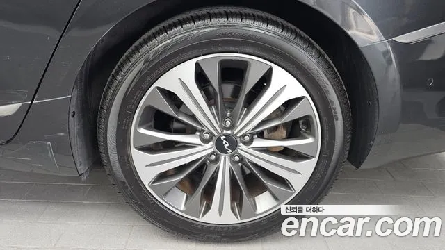 Kia K8 Noblesse — Фото автомобиля 17