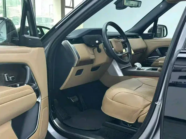 Land Rover Range Rover — Фото автомобиля 7