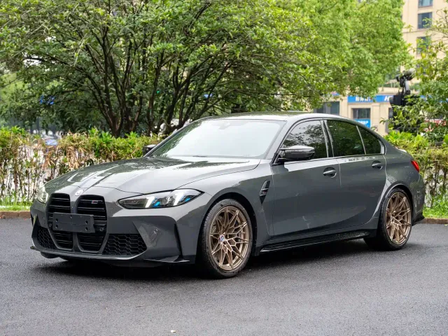 Фотография автомобиля — BMW M3