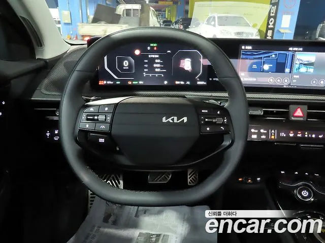 Kia EV6 — Фото автомобиля 10