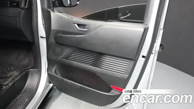 Hyundai Staria — Фото автомобиля 14