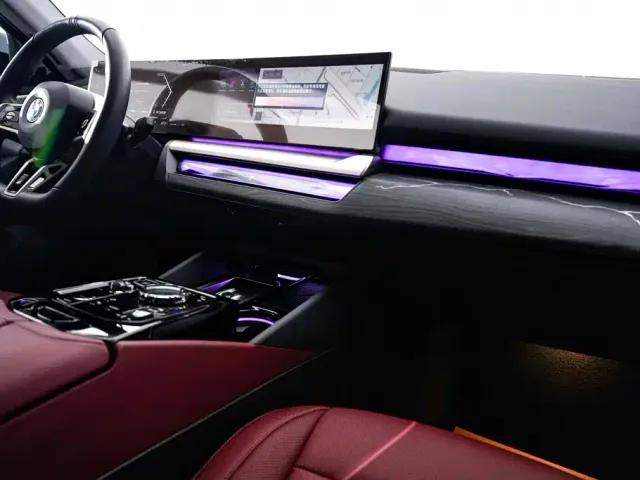 BMW 5 Series — Фото автомобиля 23