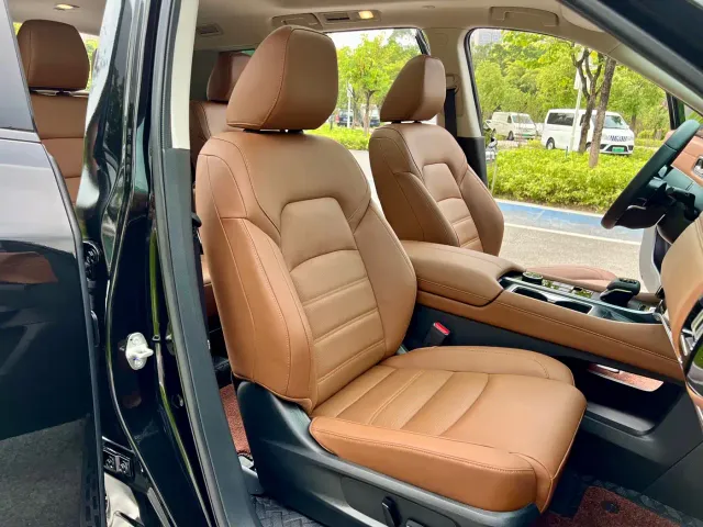 Nissan Terra — Фото автомобиля 14