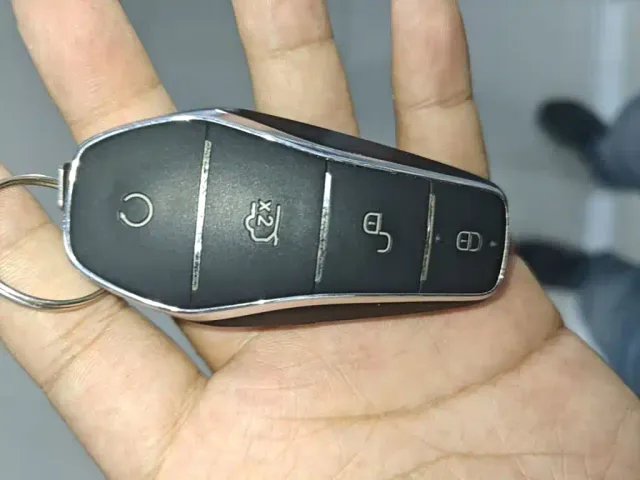 BYD Seal 05 DM-i — Фото автомобиля 8