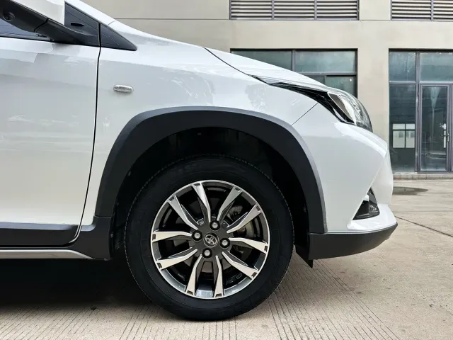 Toyota YARiS L Zhi Xuan — Фото автомобиля 11