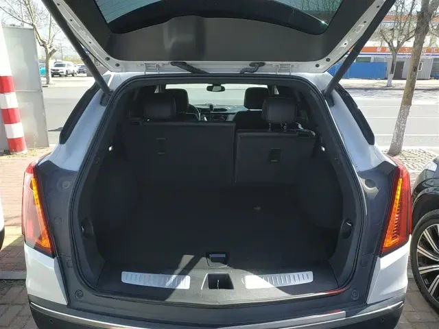 Cadillac XT5 — Фото автомобиля 18