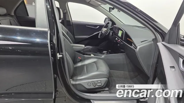 Kia Niro The All New — Фото автомобиля 16