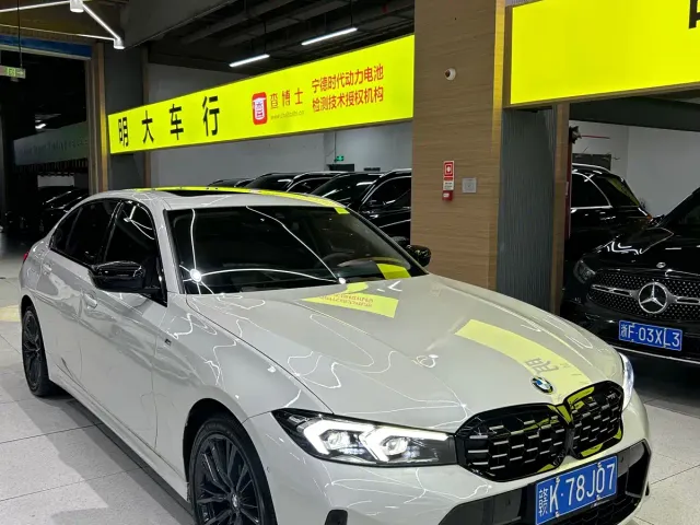 BMW 3 Series — Фото автомобиля 2