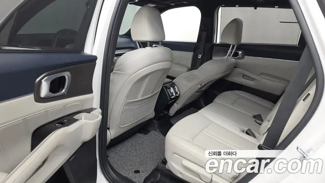 Kia Sorento — Фото автомобиля 16