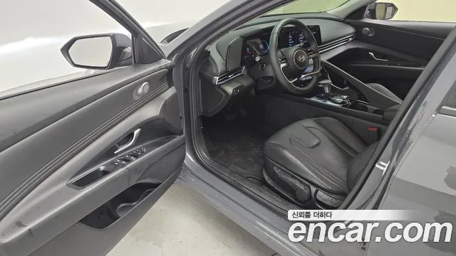 Hyundai Avante — Фото автомобиля 10