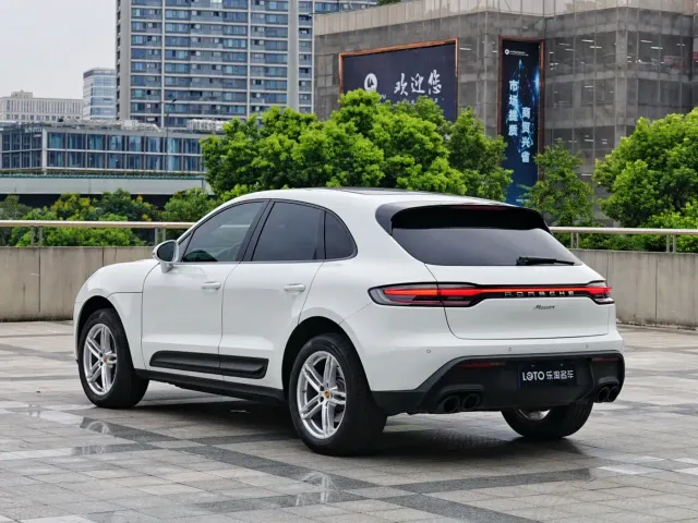 Porsche Macan — Фото автомобиля 5