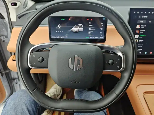 Leapmotor C16 — Фото автомобиля 15