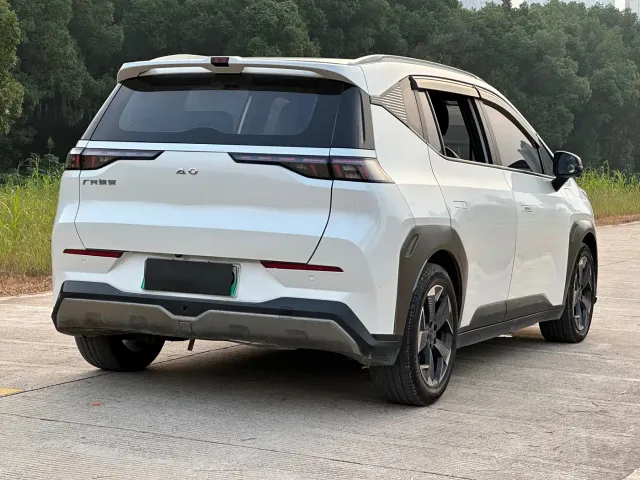 GAC Aion Y — Фото автомобиля 13