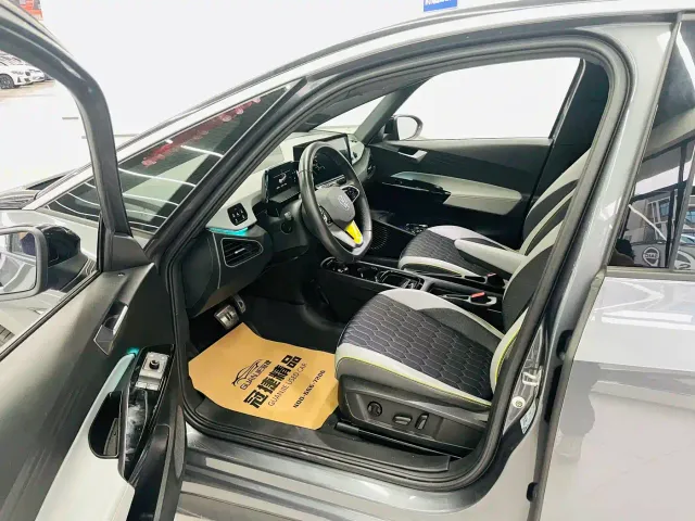 Volkswagen ID.3 — Фото автомобиля 4