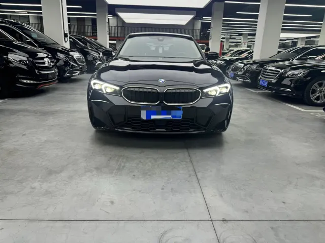 BMW 3 Series — Фото автомобиля 2