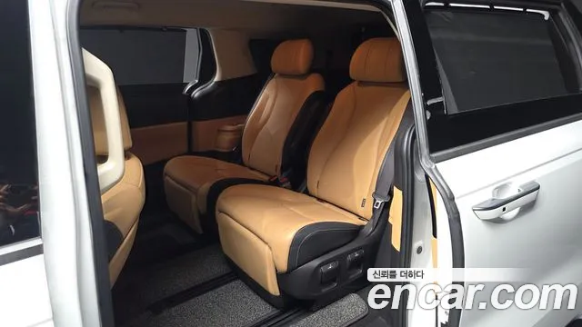 Kia Carnival 4th Gen — Фото автомобиля 18