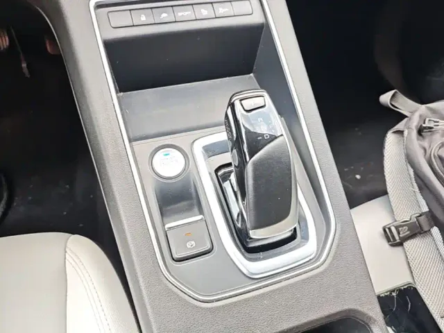 Dongfeng Fengshen E70 — Фото автомобиля 13