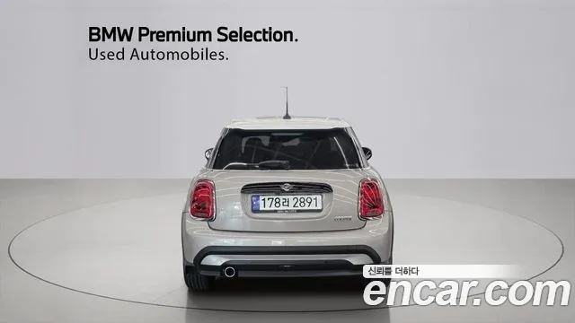 MINI Cooper — Фото автомобиля 4