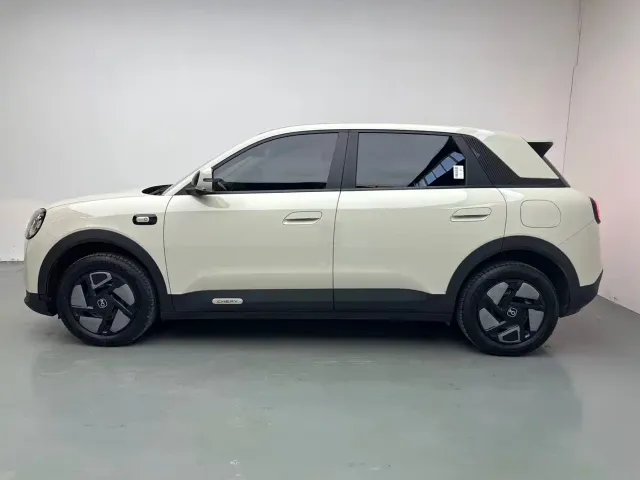 Chery QQ3 EV — Фото автомобиля 3