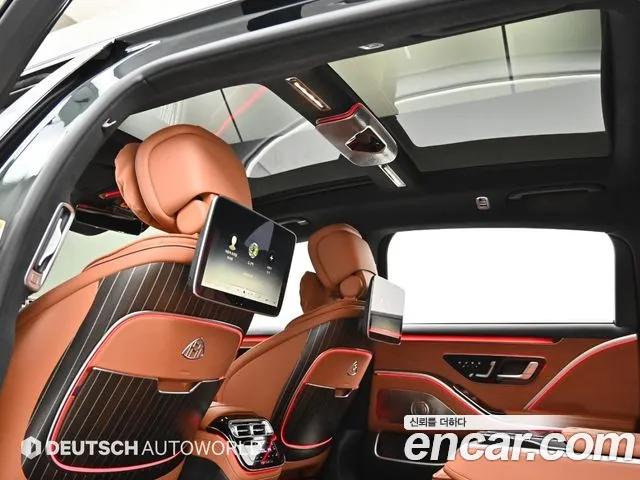 Mercedes-Benz S-Class — Фото автомобиля 19