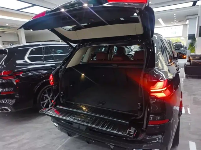 BMW X5 — Фото автомобиля 18