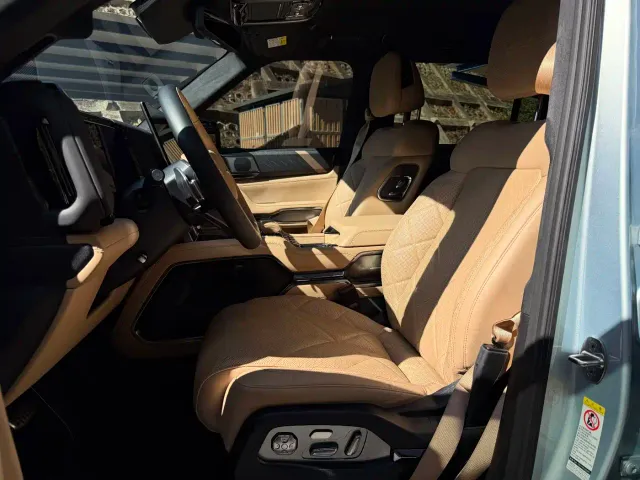 BYD FangChengBao Leopard 8 — Фото автомобиля 11
