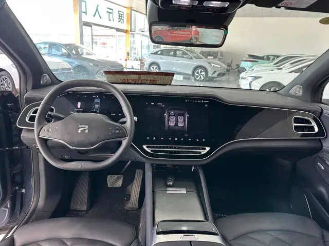 Roewe Feifan R7 — Фото автомобиля 6