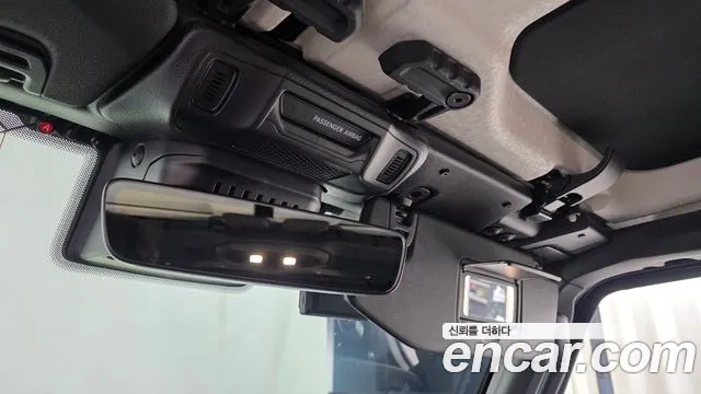Jeep Wrangler — Фото автомобиля 23