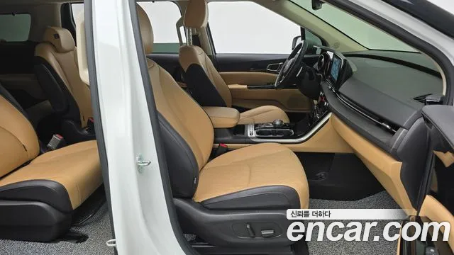 Kia Carnival 4th Gen — Фото автомобиля 11