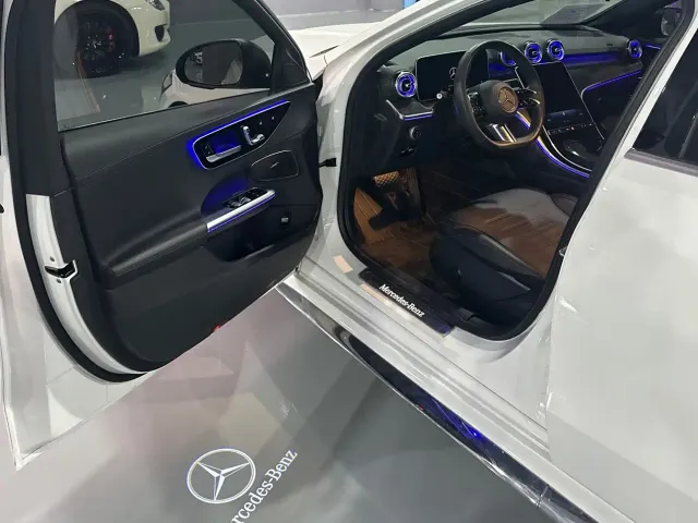 Mercedes-Benz C-Class — Фото автомобиля 9
