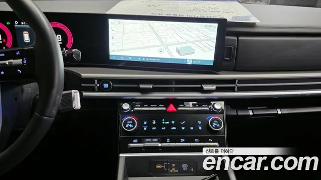 Hyundai Santafe Santa Fe (MX5) Бензин 2.5T 2WD — Фото автомобиля 17