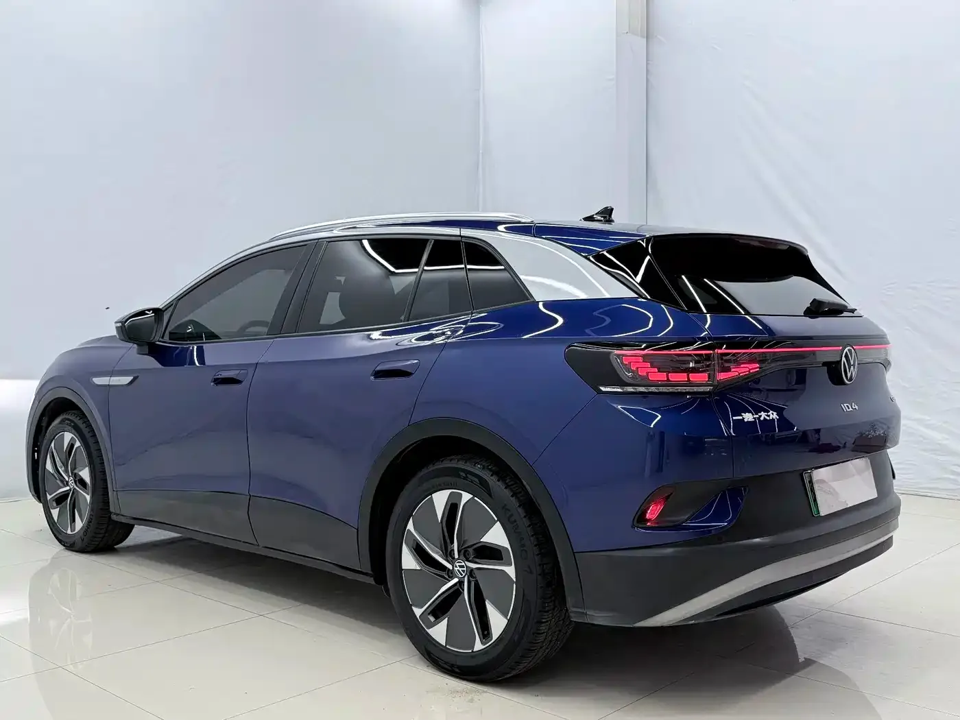 Volkswagen ID.4 CROZZ 2022 Standard Range PURE Edition — Фото автомобиля 12