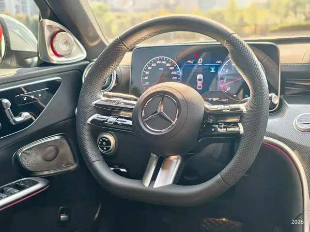 Mercedes-Benz C-Class — Фото автомобиля 9