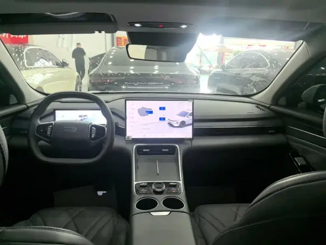 Geely Galaxy L6 — Фото автомобиля 9