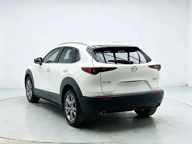Mazda CX-30 — Фото автомобиля 6