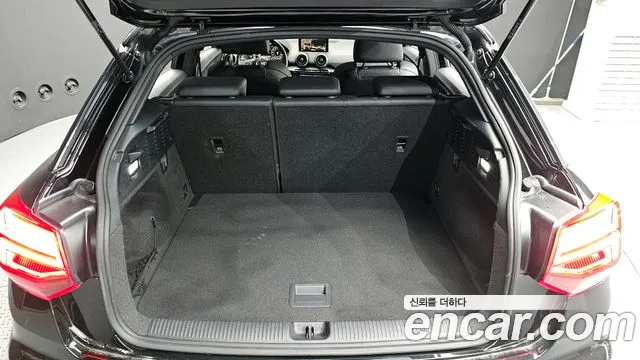 Audi Q2 35 TDI Premium — Фото автомобиля 20