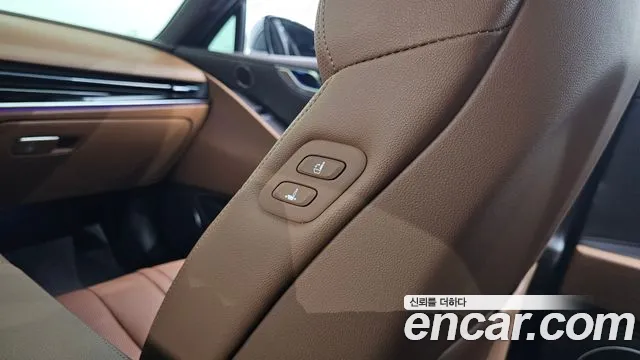 Genesis G80 Бензин 2.5 турбо AWD — Фото автомобиля 5