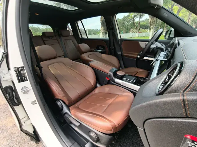 Mercedes-Benz GLB-Class — Фото автомобиля 16