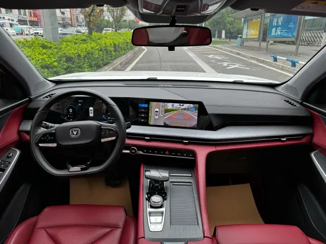 Changan CS75 Plus — Фото автомобиля 17