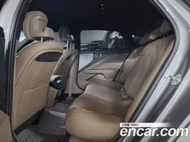 Kia K8 — Фото автомобиля 7