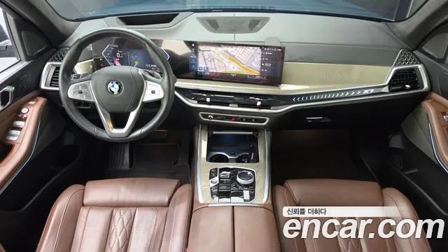 BMW X7 — Фото автомобиля 6