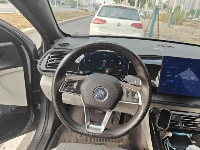 BYD Qin PLUS — Фото автомобиля 11