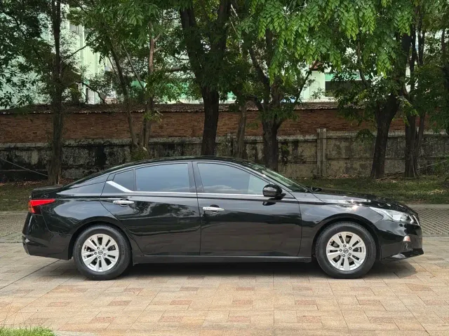 Nissan Teana — Фото автомобиля 10