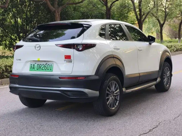 Mazda CX-30 EV — Фото автомобиля 5