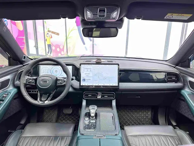 GAC Trumpchi GS8 — Фото автомобиля 13