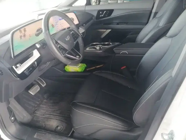 Cadillac Optiq — Фото автомобиля 14